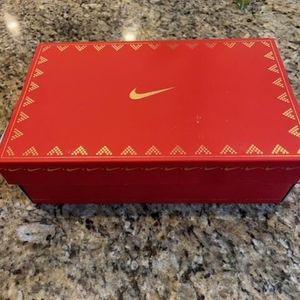 Xxxx trading Nike Premium Sophia